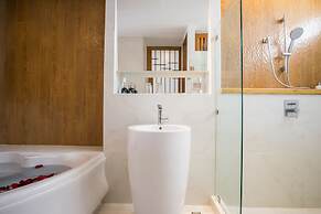 White Sand Samui Resort