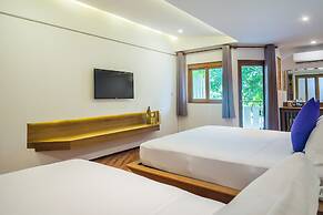 White Sand Samui Resort