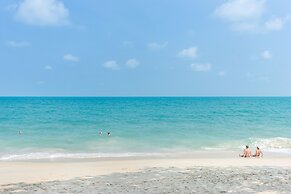 White Sand Samui Resort