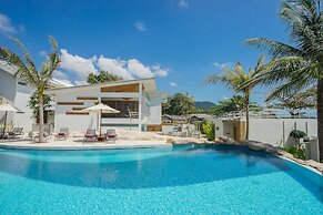 White Sand Samui Resort