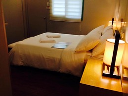 Shore Time Hotel Annex