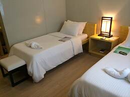 Shore Time Hotel Annex