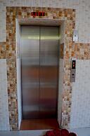 Silver Paradise Hotel