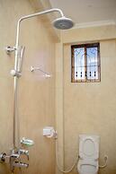 Silver Paradise Hotel