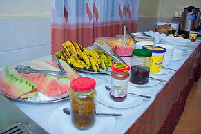 Silver Paradise Hotel