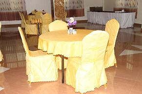 Silver Paradise Hotel