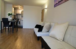 Icon Becket Apartment