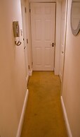 Icon Hutton Apartment