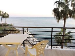 Waterfront Santa Clara Apartments