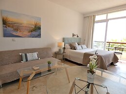 Waterfront Santa Clara Apartments