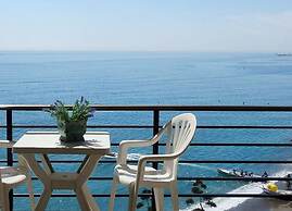 Waterfront Santa Clara Apartments