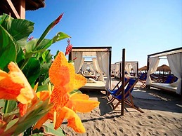 Waterfront Santa Clara Apartments