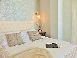 Waterfront Santa Clara Apartments