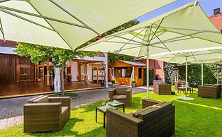 ACANTUS Hotel