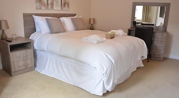 The Greyhound - Winterborne Kingston