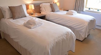 The Greyhound - Winterborne Kingston