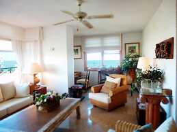 Waterfront Playamar Apartments