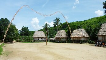 Bho Hoong Bungalows