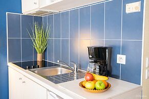 Adonis Arles by Olydea