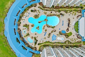 The Palms of Destin Resort by Panhandle Getaways