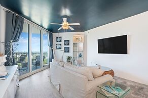 The Palms of Destin Resort by Panhandle Getaways