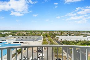 The Palms of Destin Resort by Panhandle Getaways