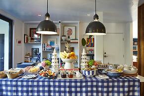 Holiday House Palm Springs