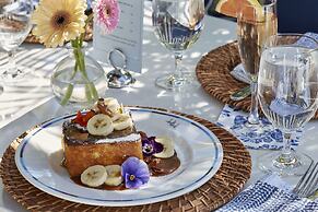 Holiday House Palm Springs