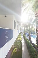 Holiday House Palm Springs