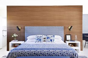 Holiday House Palm Springs