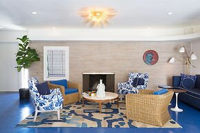 Holiday House Palm Springs