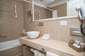 Carilo Soleil Apart Hotel