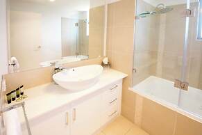 Phillip Island Towers