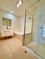 Phillip Island Towers