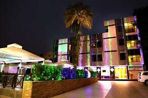 Hotel Shri Khedapati International