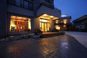 Hualien Zhikaxuan B&B