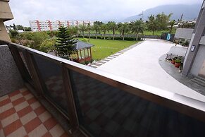 Hualien Zhikaxuan B&B