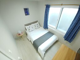 Hause Itaewon - Hostel