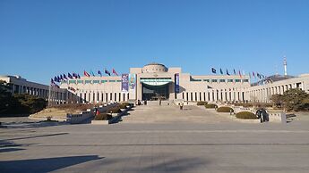 Hause Itaewon - Hostel