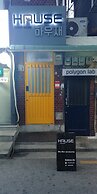 Hause Itaewon - Hostel