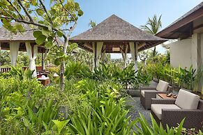 Legian Beach Villas