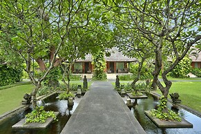 Legian Beach Villas