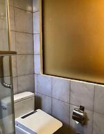 F8 Bed and Breakfast