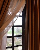 F8 Bed and Breakfast