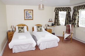 Sneaton Castle Centre