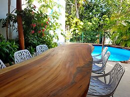 BLOOM Exclusive Boutique B&B - Adults Only