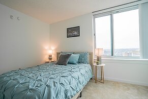 Heaven on Baltimore Downtown Fully Furnished Apartments