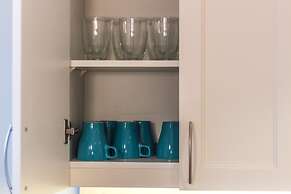 Heaven on Baltimore Downtown Fully Furnished Apartments