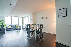 Heaven on Baltimore Downtown Fully Furnished Apartments