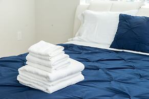 Heaven on Baltimore Downtown Fully Furnished Apartments